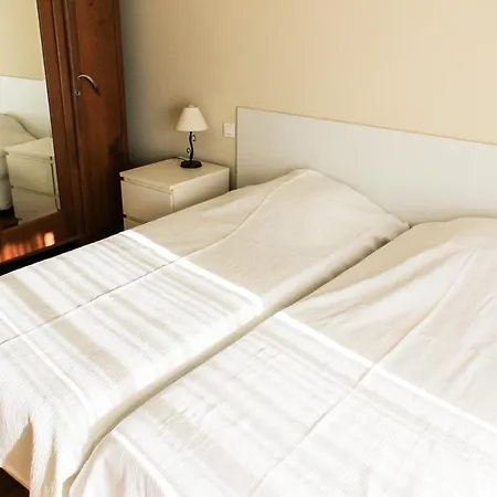 Appartement Escapade 8 *